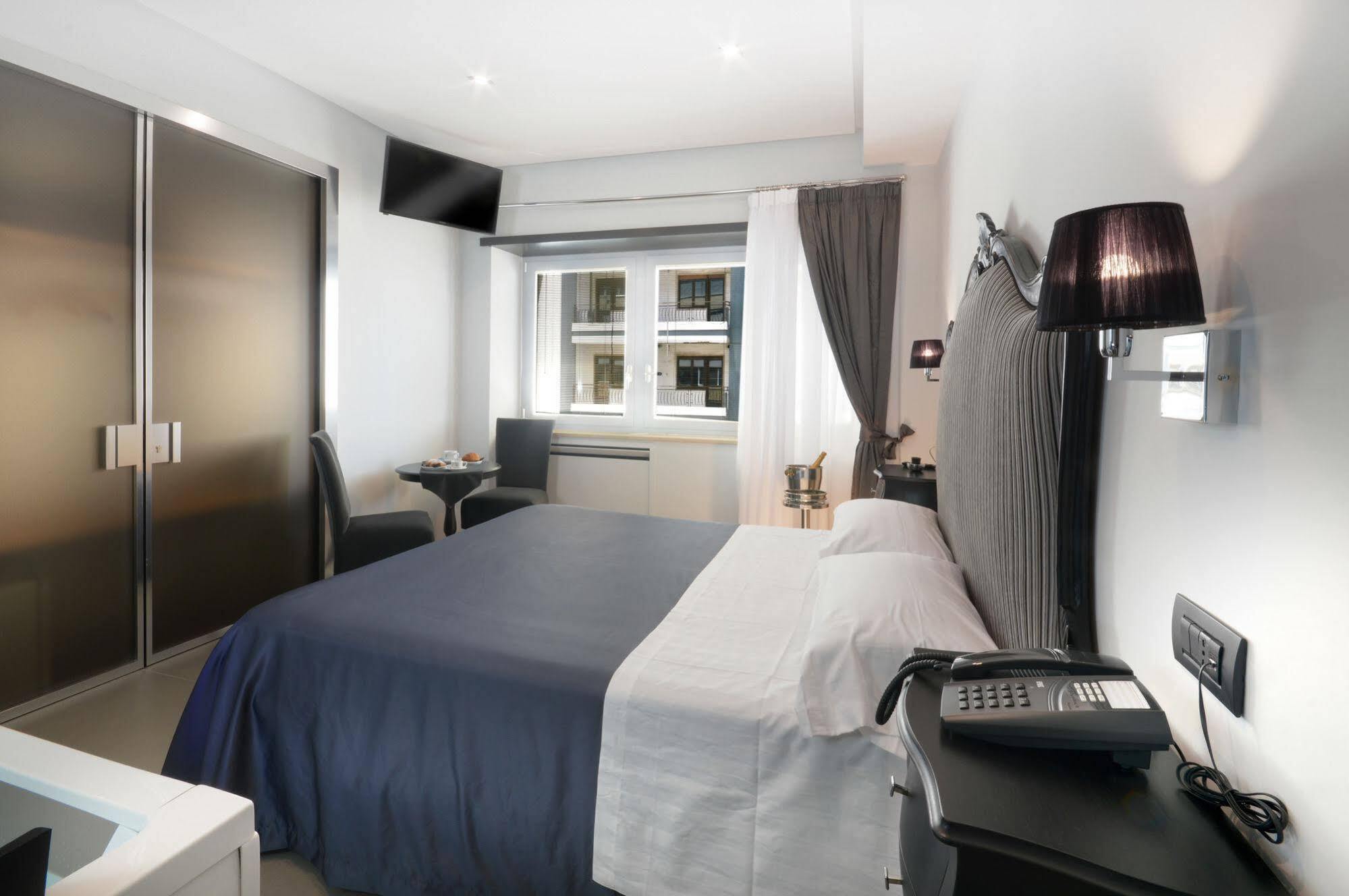 Barbarella Suite Napoli Eksteriør billede