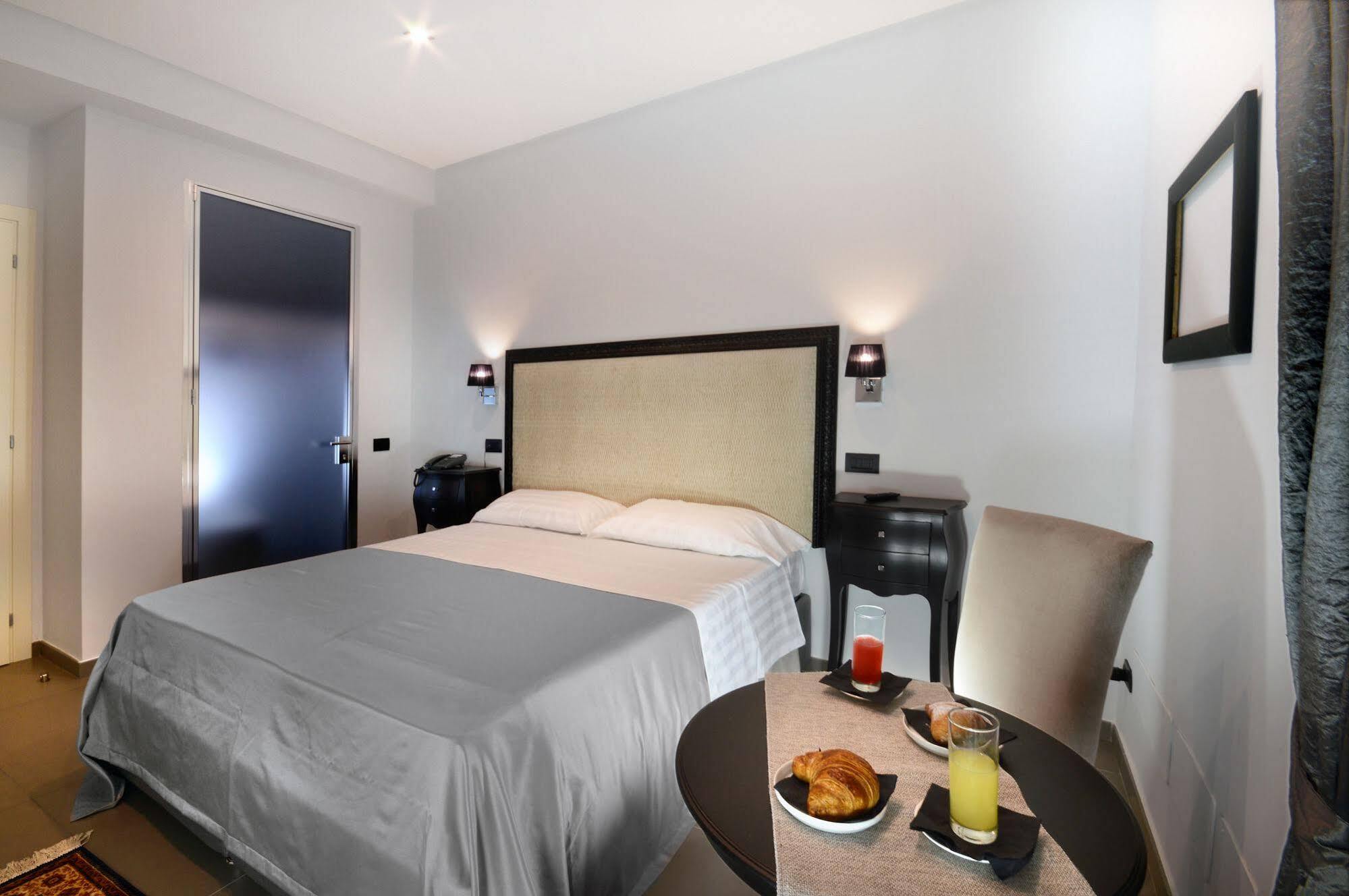 Barbarella Suite Napoli Eksteriør billede