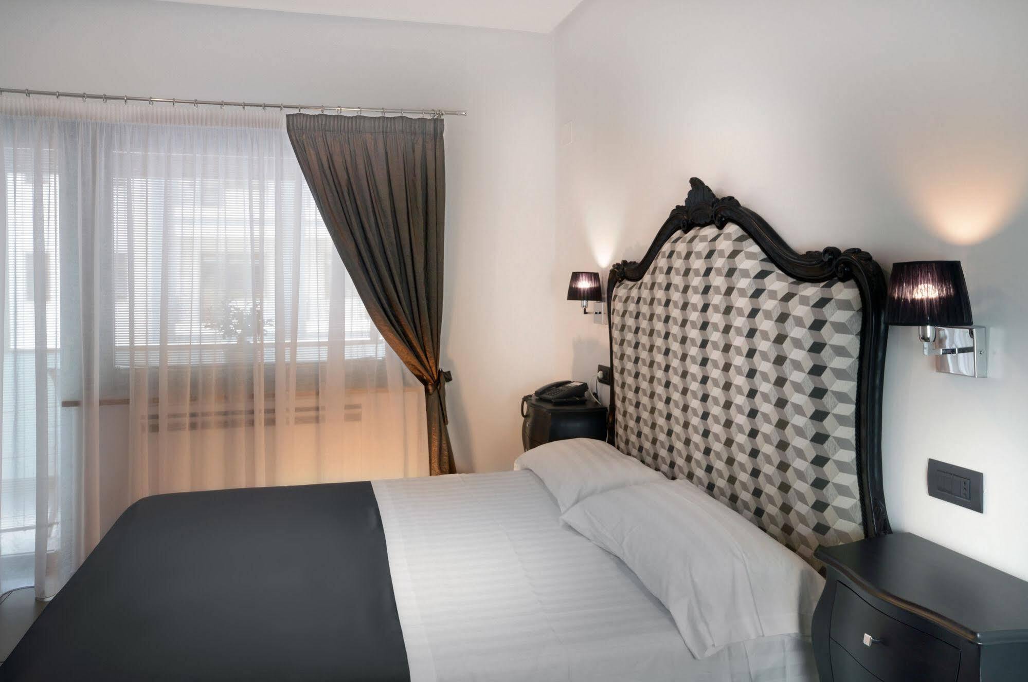 Barbarella Suite Napoli Eksteriør billede